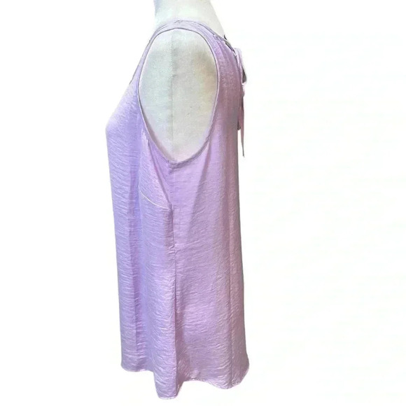 Cabi Cutout Top in Lavender Purple Size M - Picture 4 of 8